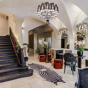 Unicus Palace Old Town - Destigo فندق